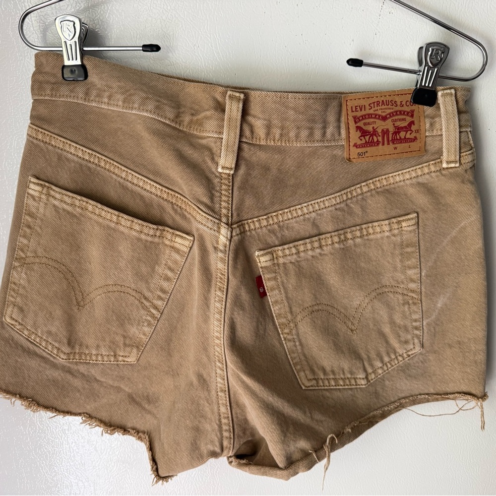 Levi's 501 Tan Frayed Hem High-Rise Jean Shorts - Picture 2 of 6
